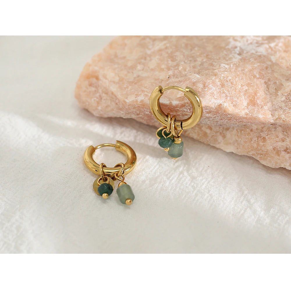 Boucles d'Oreilles Charmy – Créoles 18K & Pierre Naturelle Verte