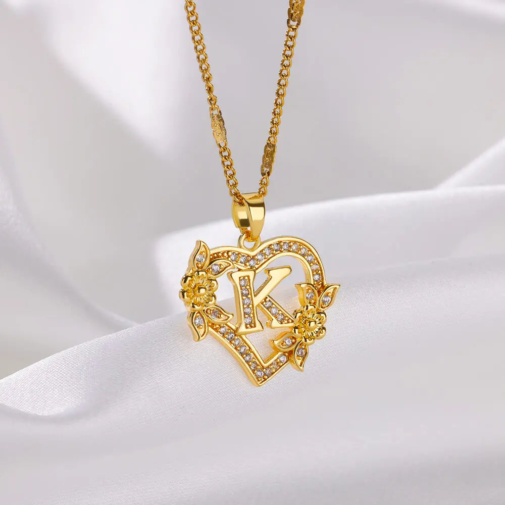 Collier Coeur Étincelant & Fleur de Zircon – Acier Inox & Or 18K