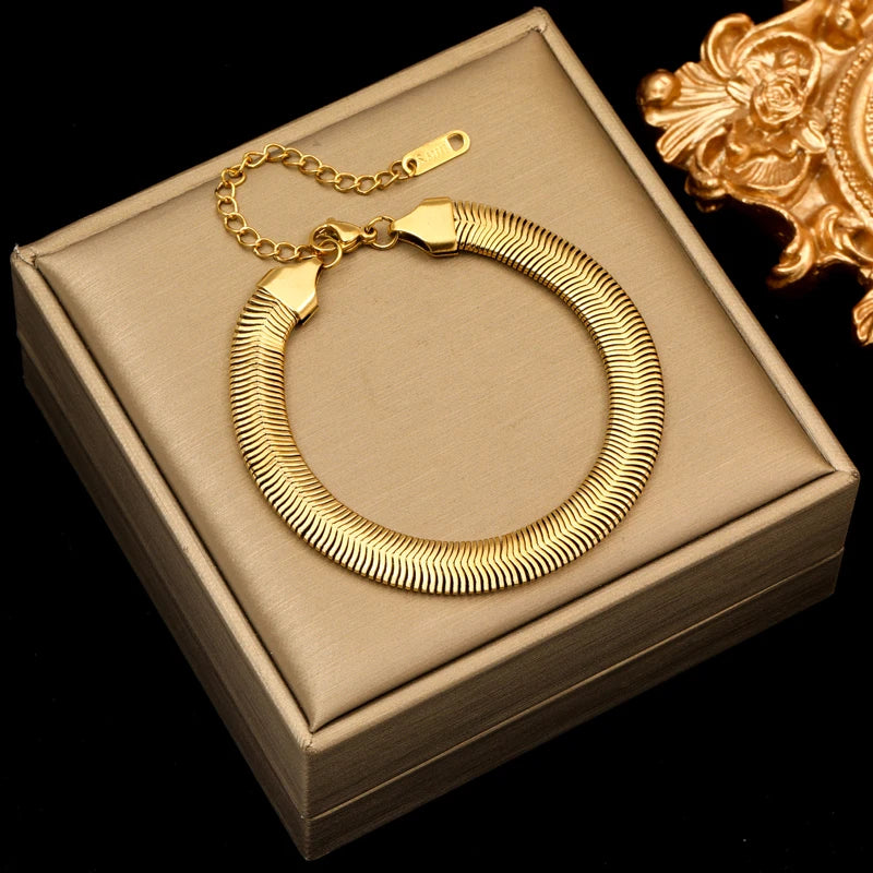 Bracelet Torsadé Plaqué Or 18K Femme – Bijou Acier Inoxydable Étanche & Anti-Ternissement