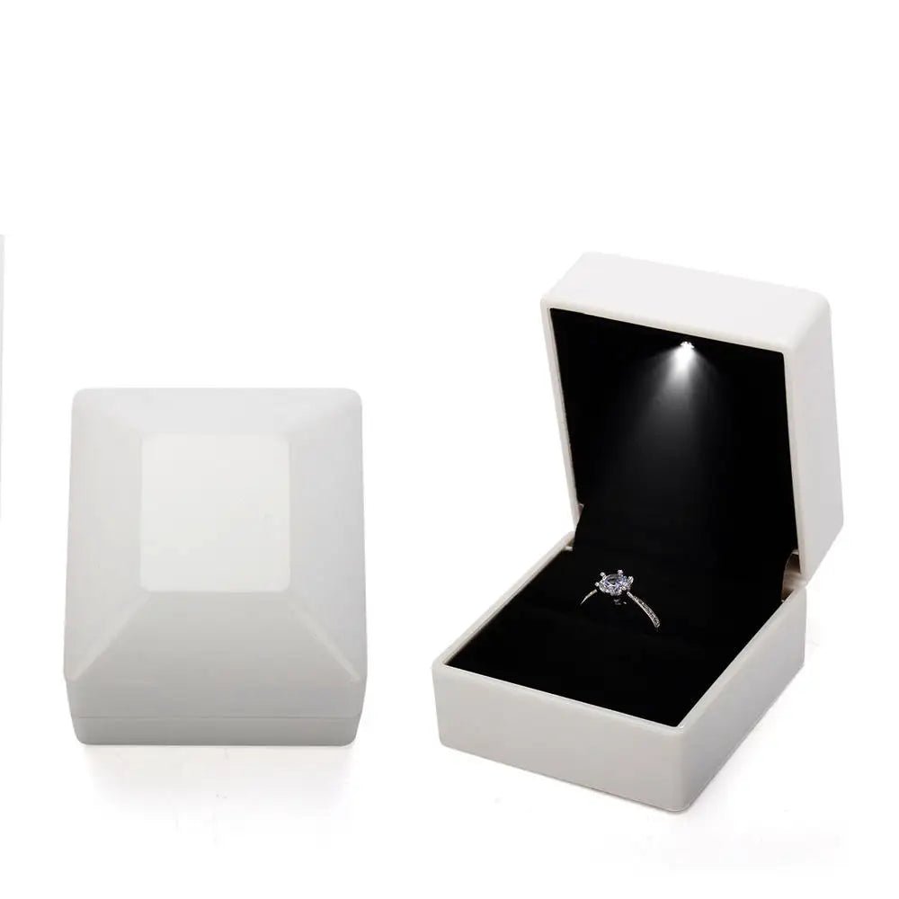 Écrin Luxueux à Bague LED Sécurisé - Protection Suprême pour Bagues de Fiançailles et Proposition Mémorable - SilverProtect - kit de nettoyage et polissage