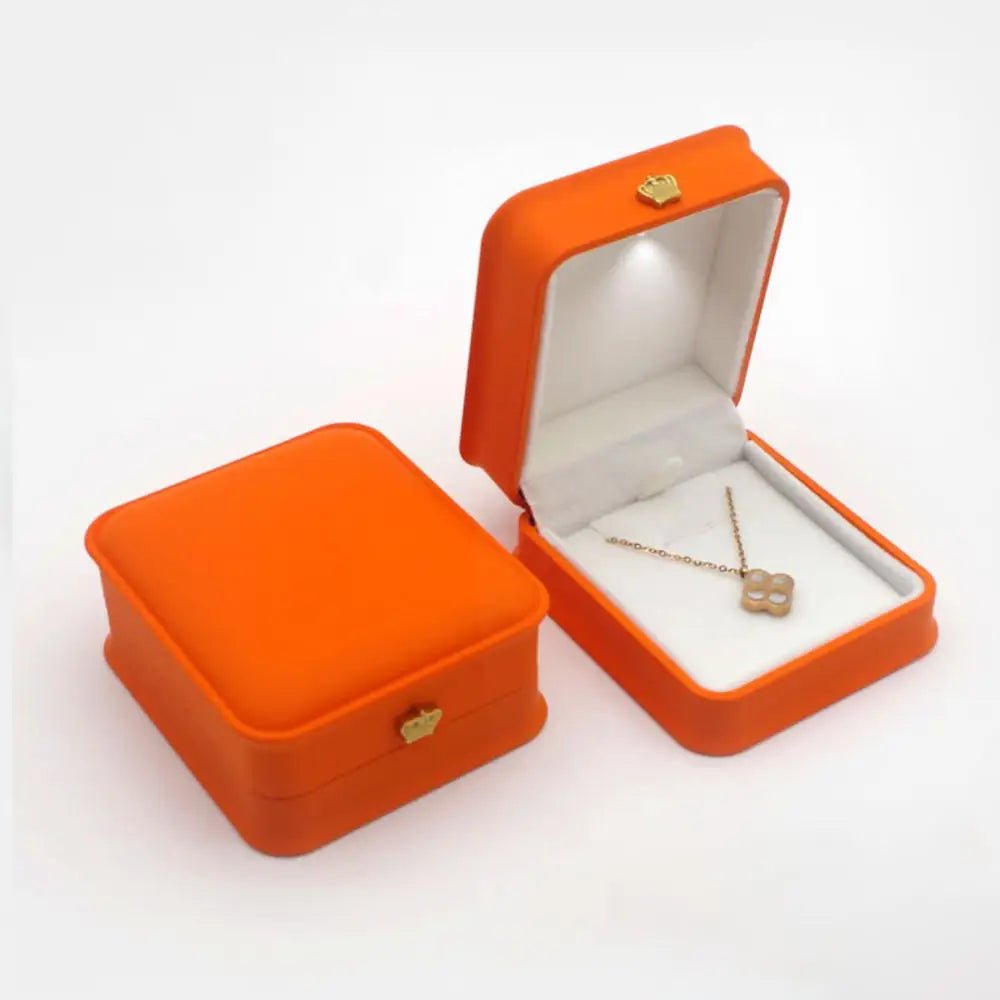 Écrin Luxueux à Bague LED Sécurisé - Protection Suprême pour Bagues de Fiançailles et Proposition Mémorable - SilverProtect - kit de nettoyage et polissage